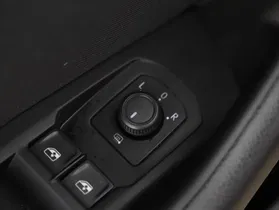 VW Passat Variant 2.0 TDI BMT Business | Thumbnail 8 von 21