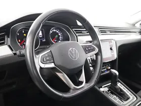 VW Passat Variant 2.0 TDI BMT Business | Thumbnail 9 von 21