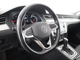 VW Passat Variant 2.0 TDI BMT | Thumbnail 17 von 29