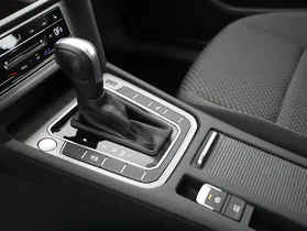 VW Passat Variant 2.0 TDI BMT | Thumbnail 24 von 29