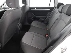 VW Passat Variant 2.0 TDI BMT | Thumbnail 25 von 29