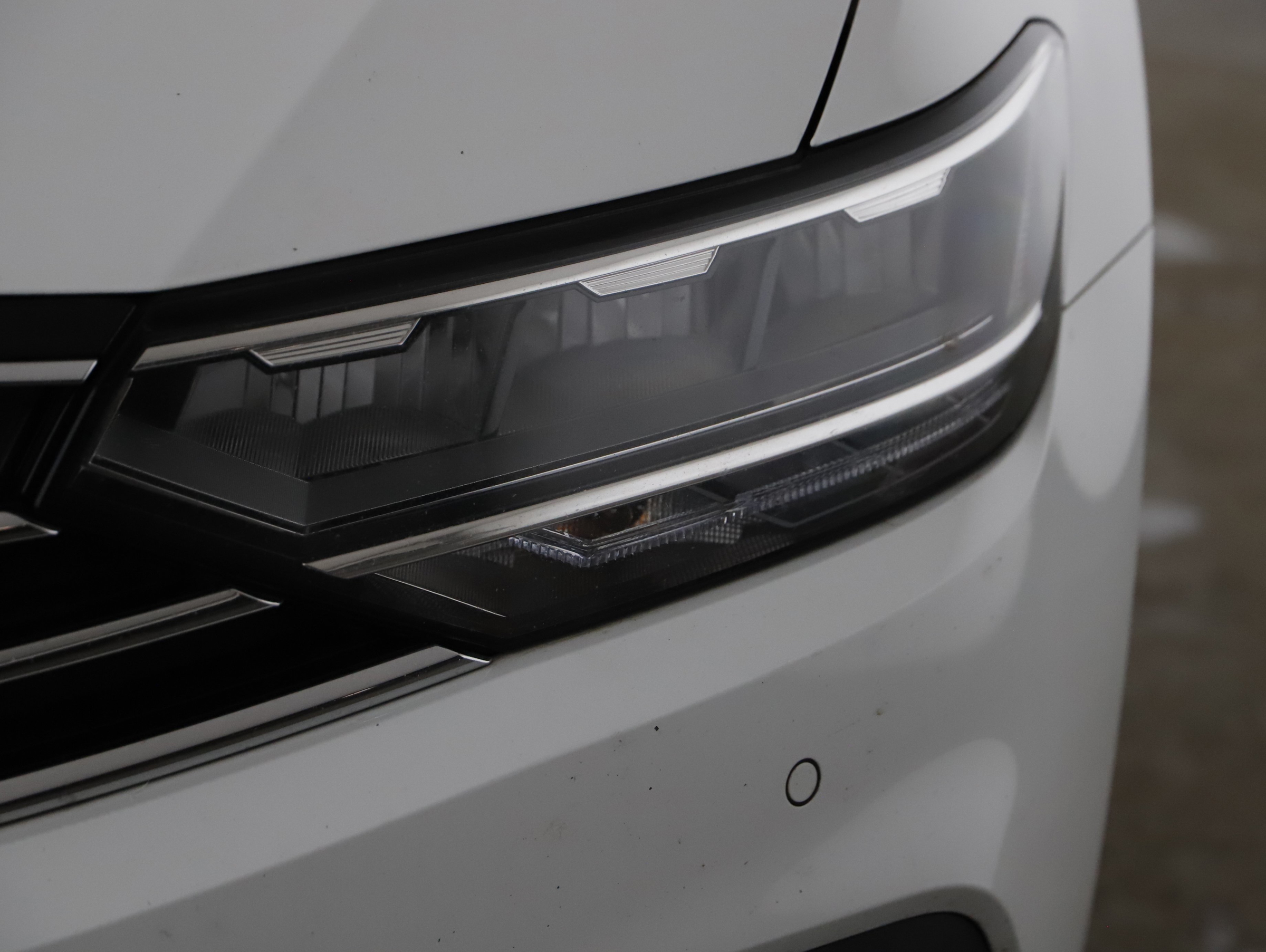 VW Passat Variant 2.0 TDI BMT | Bild 27 von 29