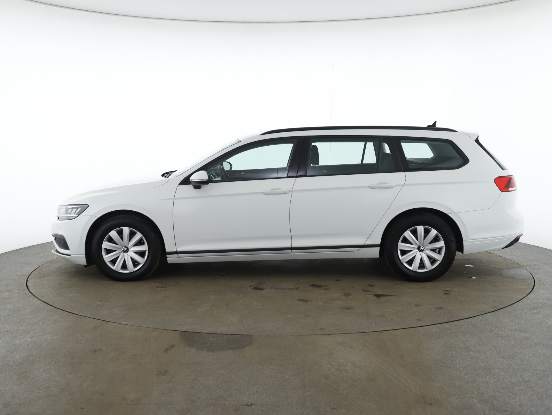 VW Passat Variant 2.0 TDI BMT | Bild 9 von 29