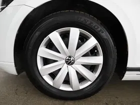 VW Passat Variant 2.0 TDI BMT | Thumbnail 10 von 29