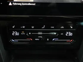 VW Passat Variant 2.0TDI | Thumbnail 16 von 22