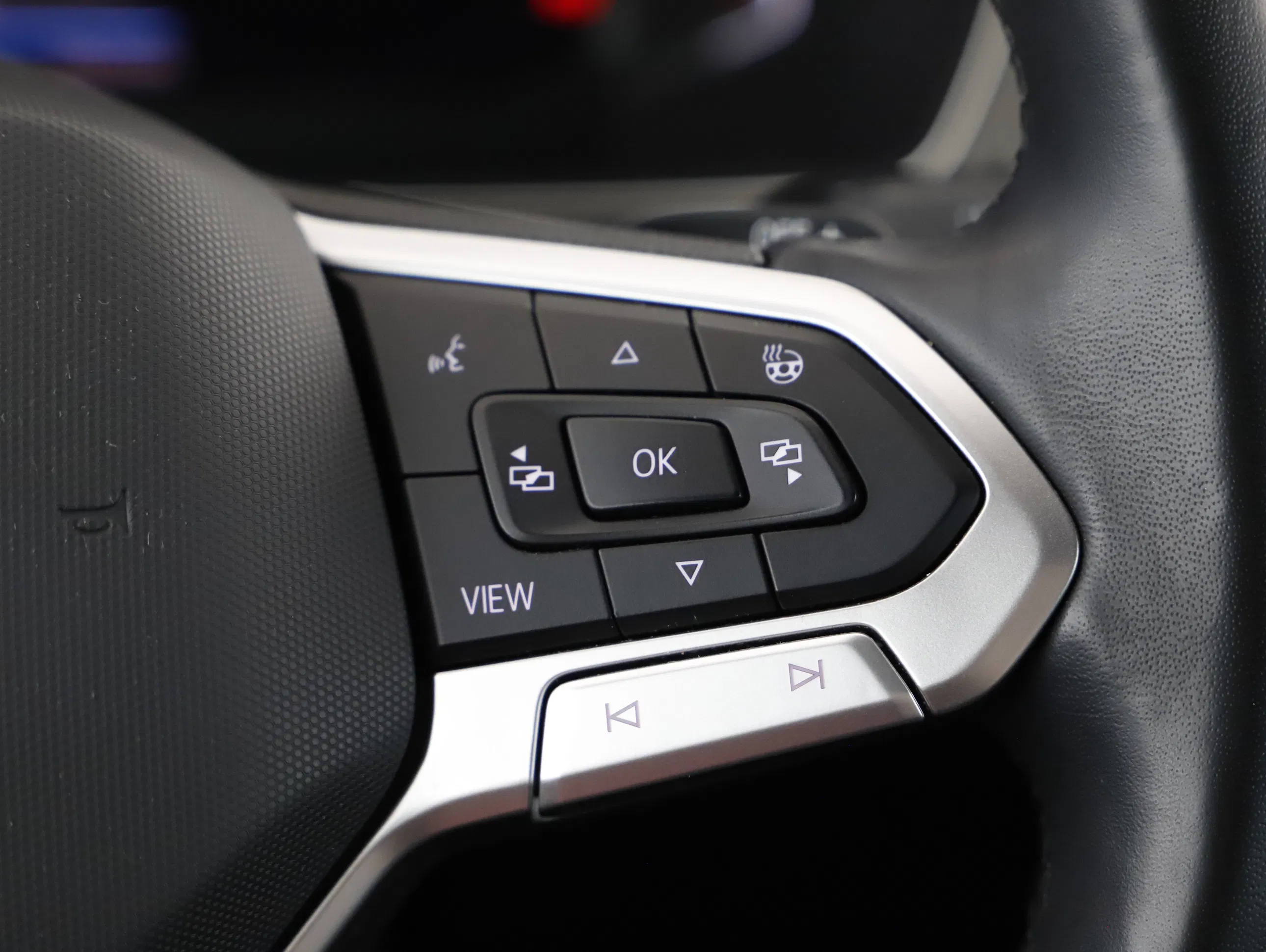 VW Passat Variant 2.0TDI | Bild 12 von 22