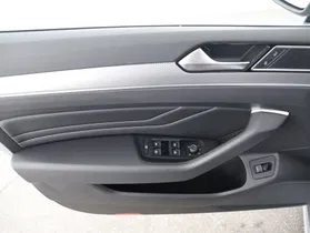 VW Passat Variant 2.0TDI | Thumbnail 4 von 22