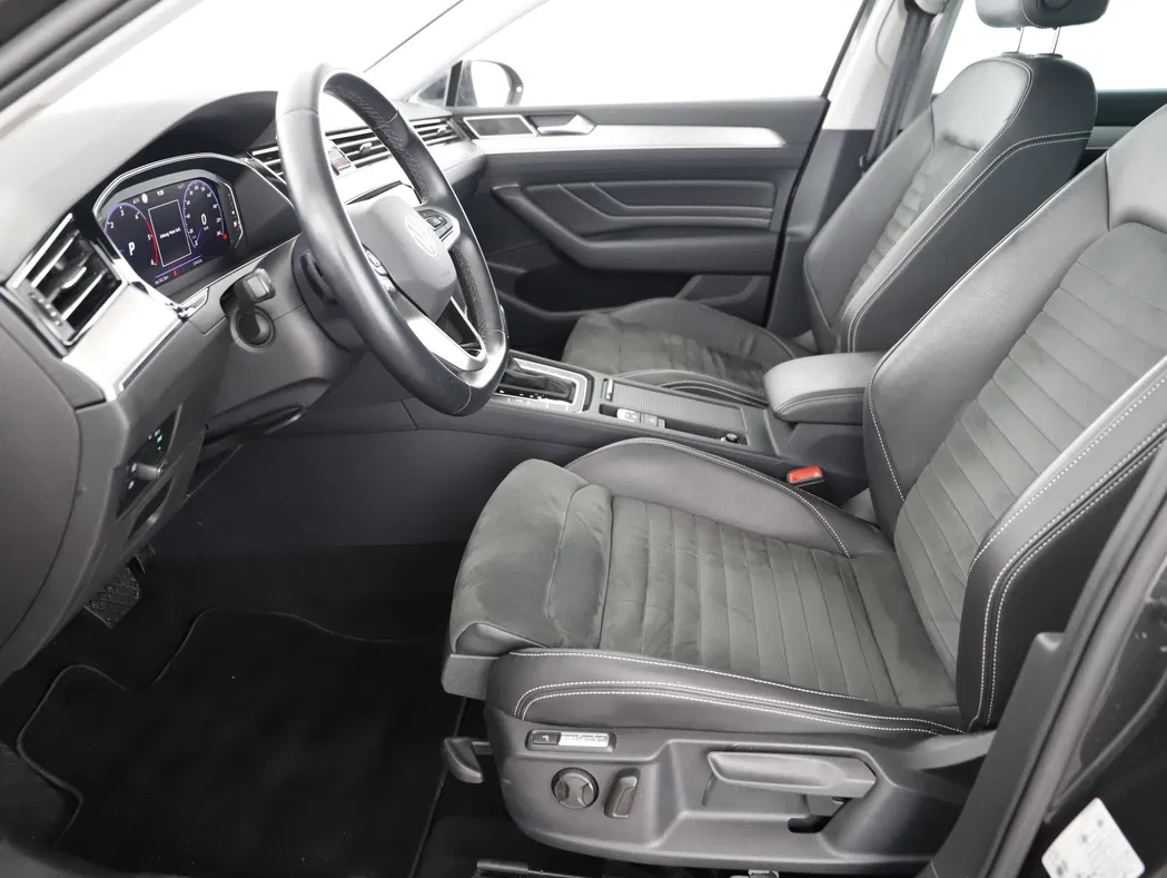Bild eines VW Passat Variant 2.0 TDI BMT Elegance