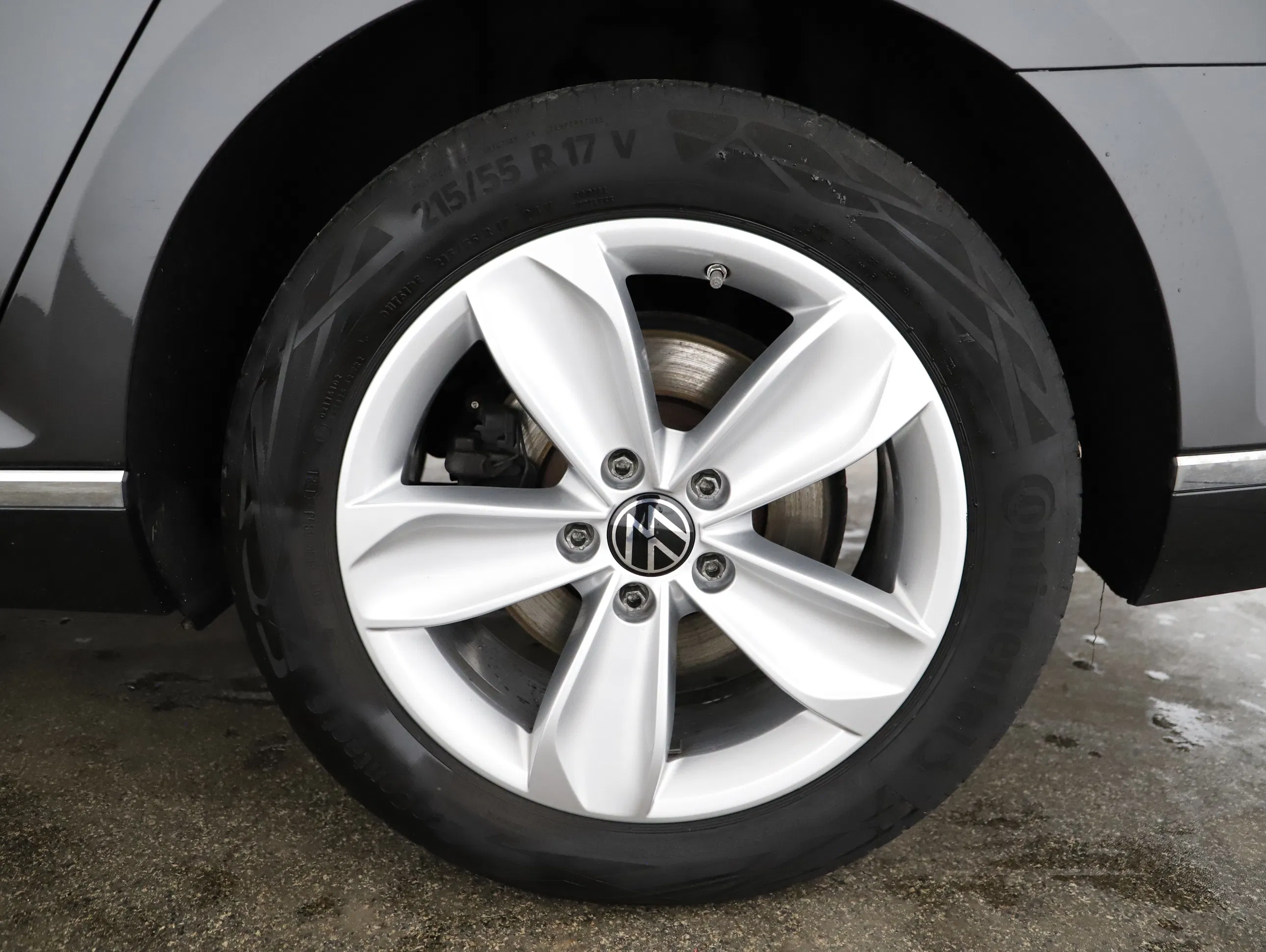 VW Passat Variant 2.0 TDI BMT Elegance | Bild 22 von 23
