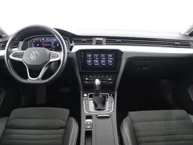 VW Passat Variant 2.0 TDI BMT Elegance | Thumbnail 3 von 23