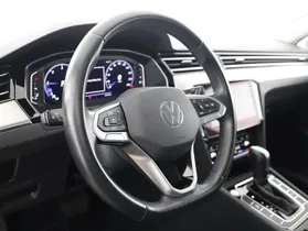 VW Passat Variant 2.0 TDI BMT Elegance | Thumbnail 4 von 23