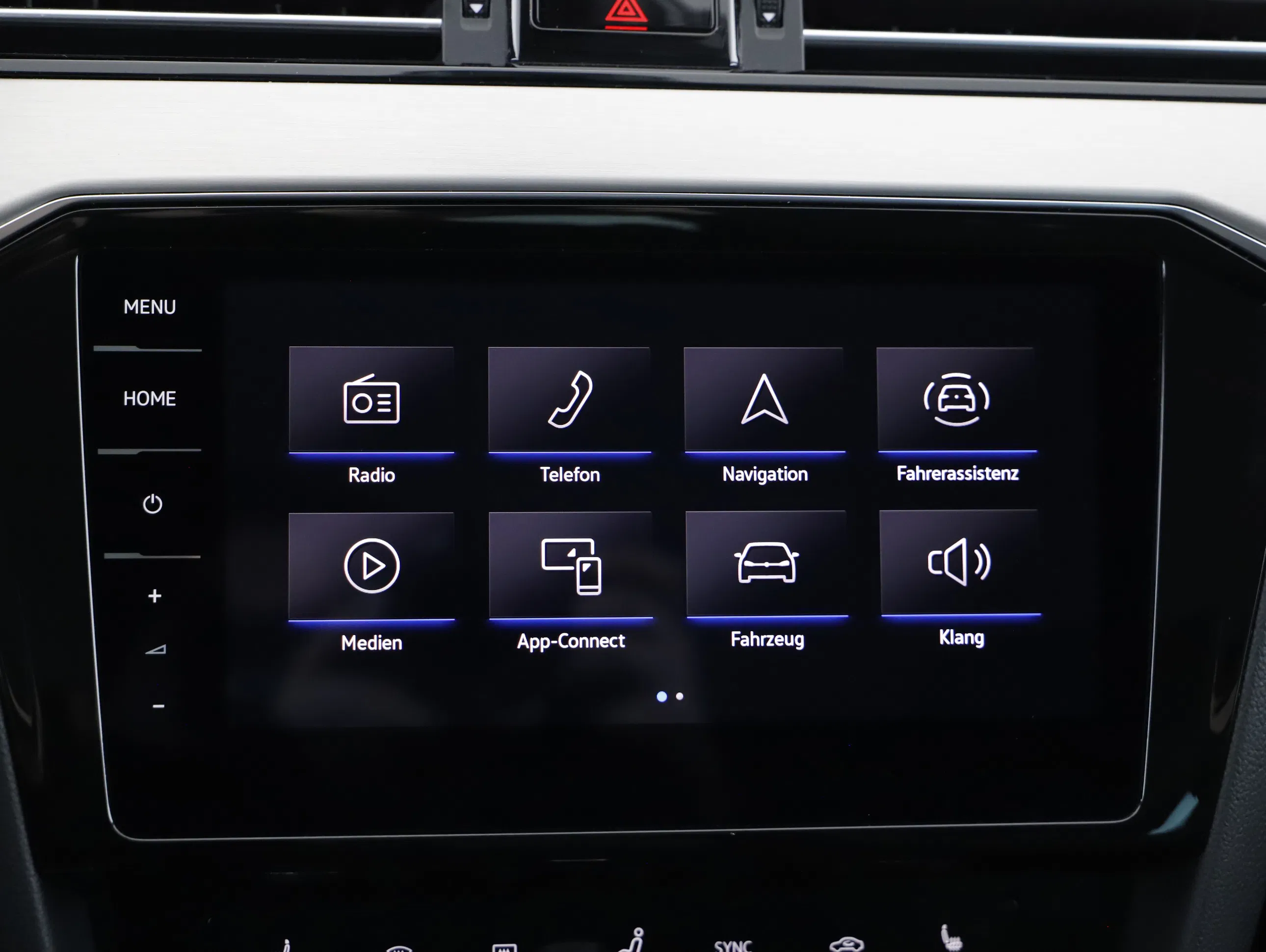 VW Passat Variant 2.0 TDI BMT Elegance | Bild 7 von 23