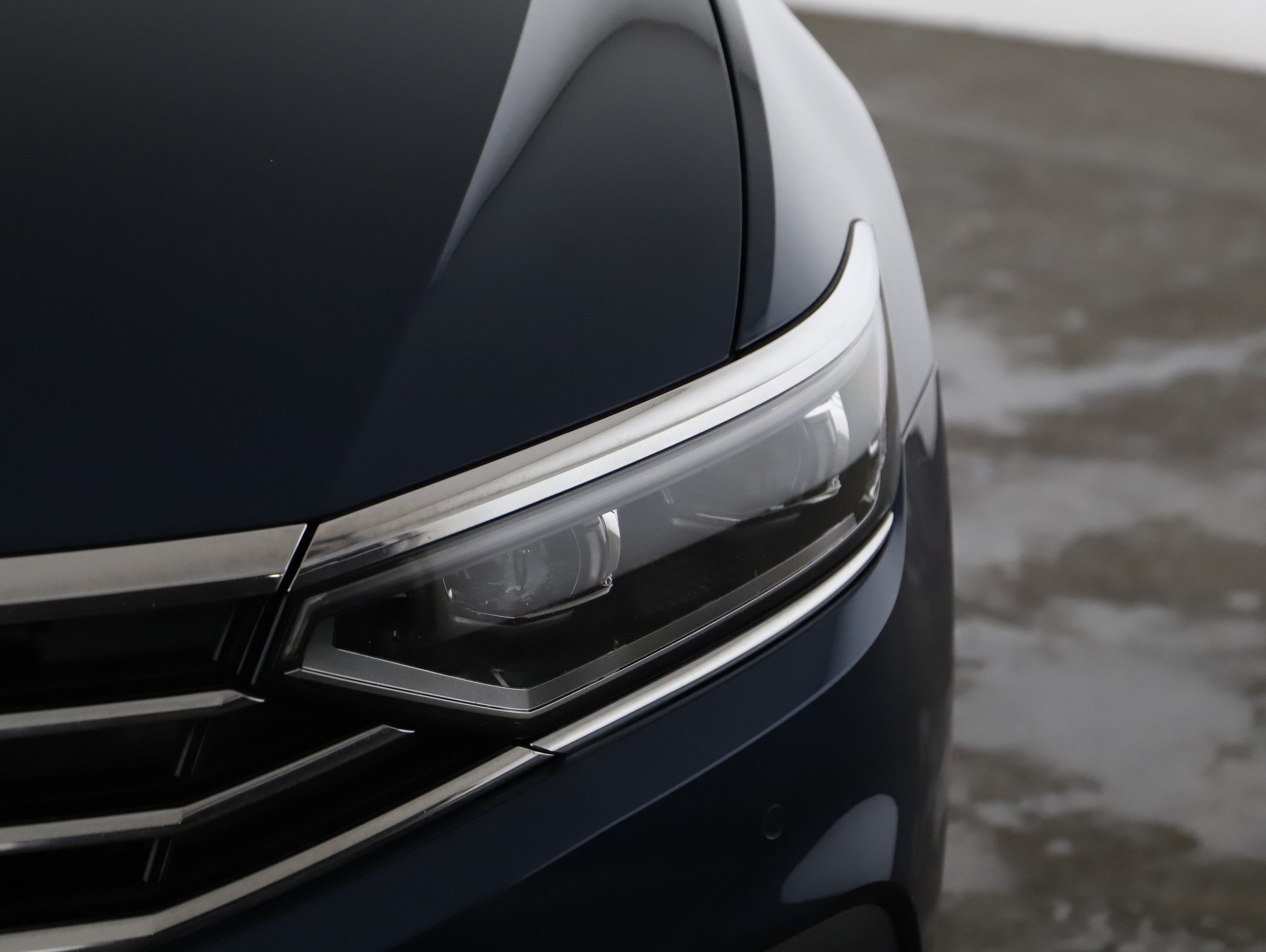 VW Passat Variant 2.0 TDI BMT Elegance | Bild 22 von 23