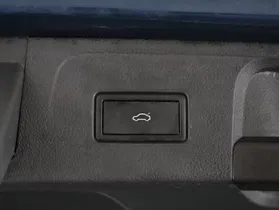 VW Passat Variant 2.0 TDI BMT Elegance | Thumbnail 19 von 23