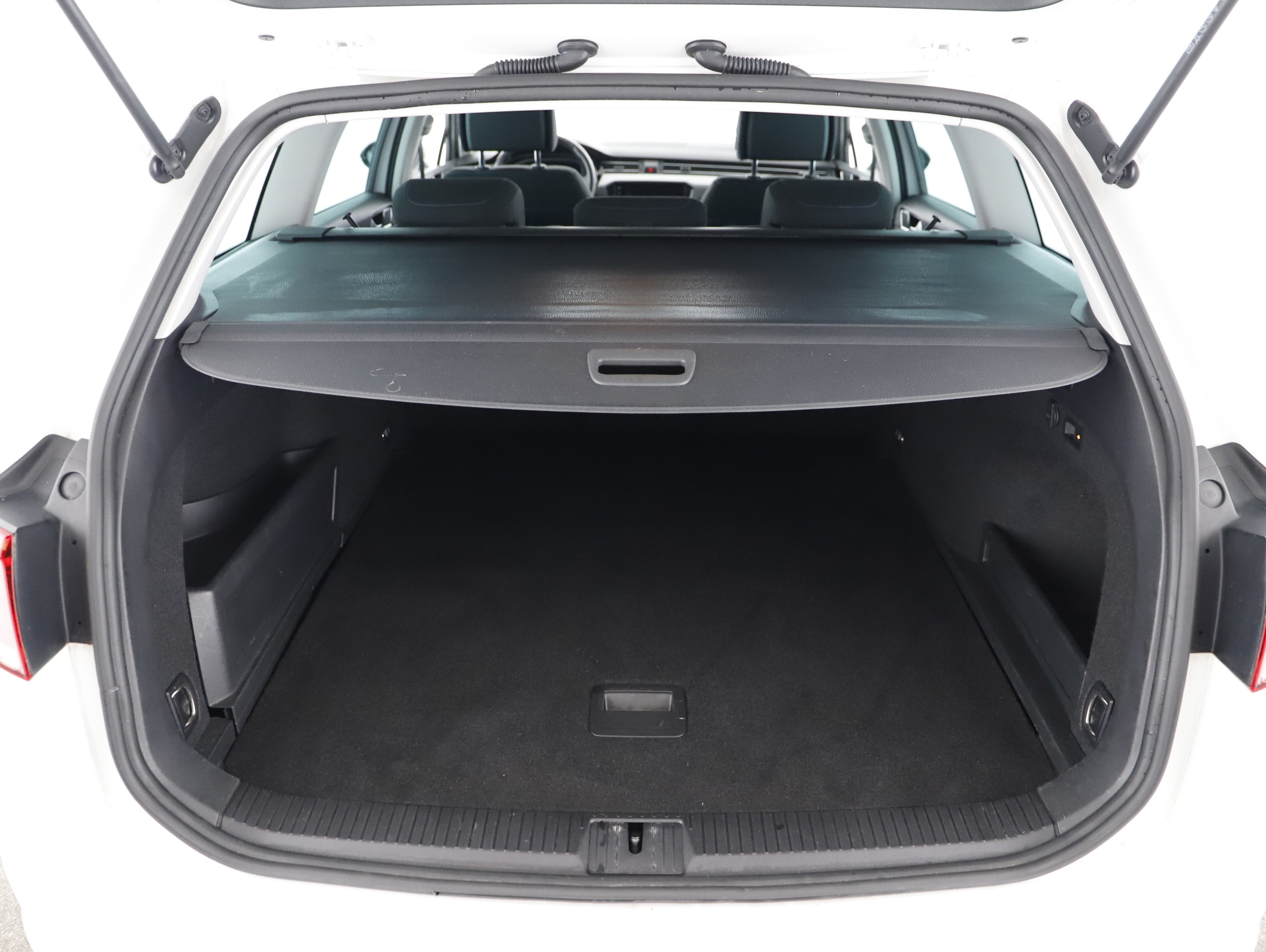VW Passat Variant 1.4 TSI GTE | Bild 17 von 22