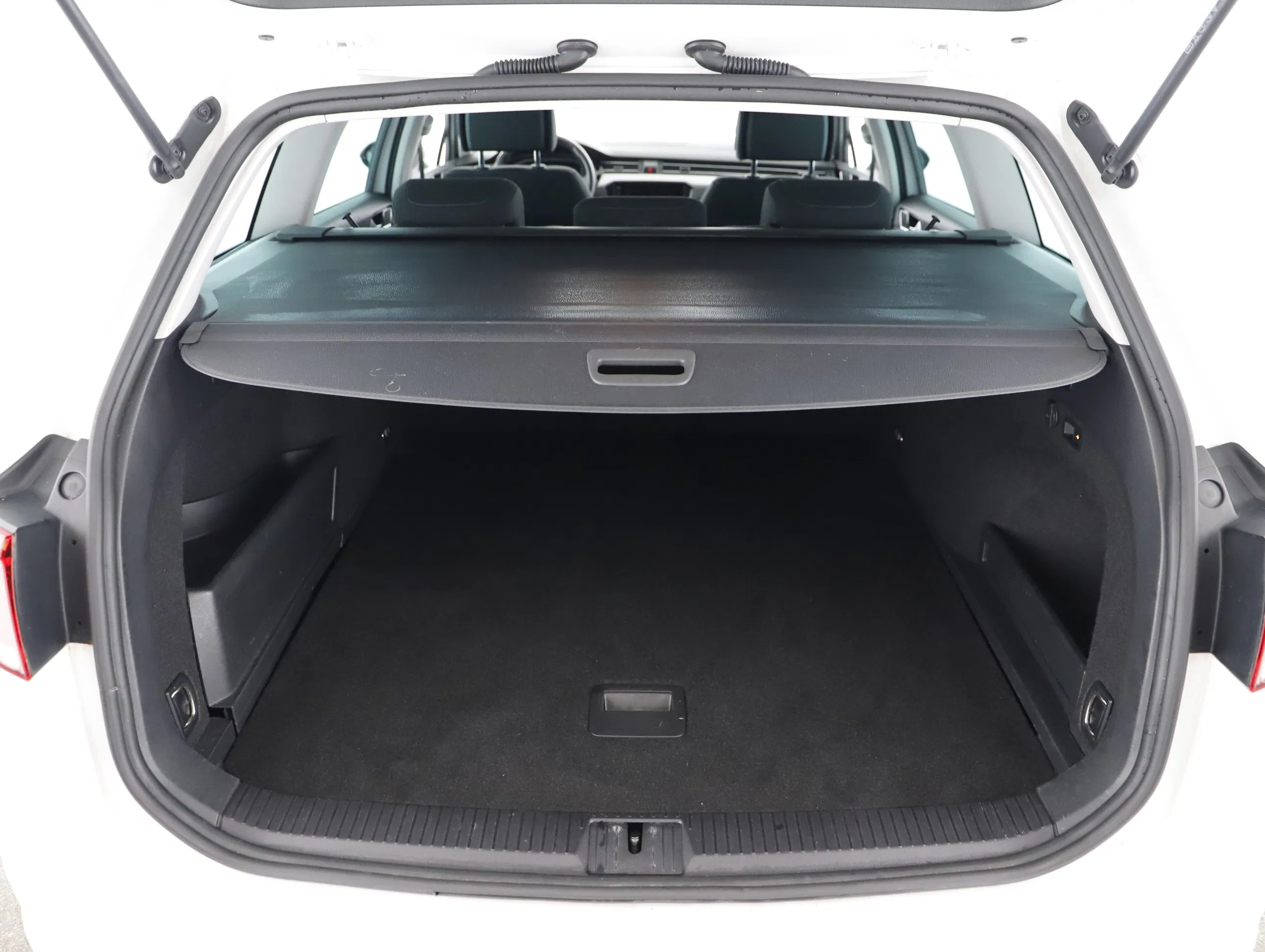 VW Passat Variant 1.4 TSI GTE | Bild 17 von 22