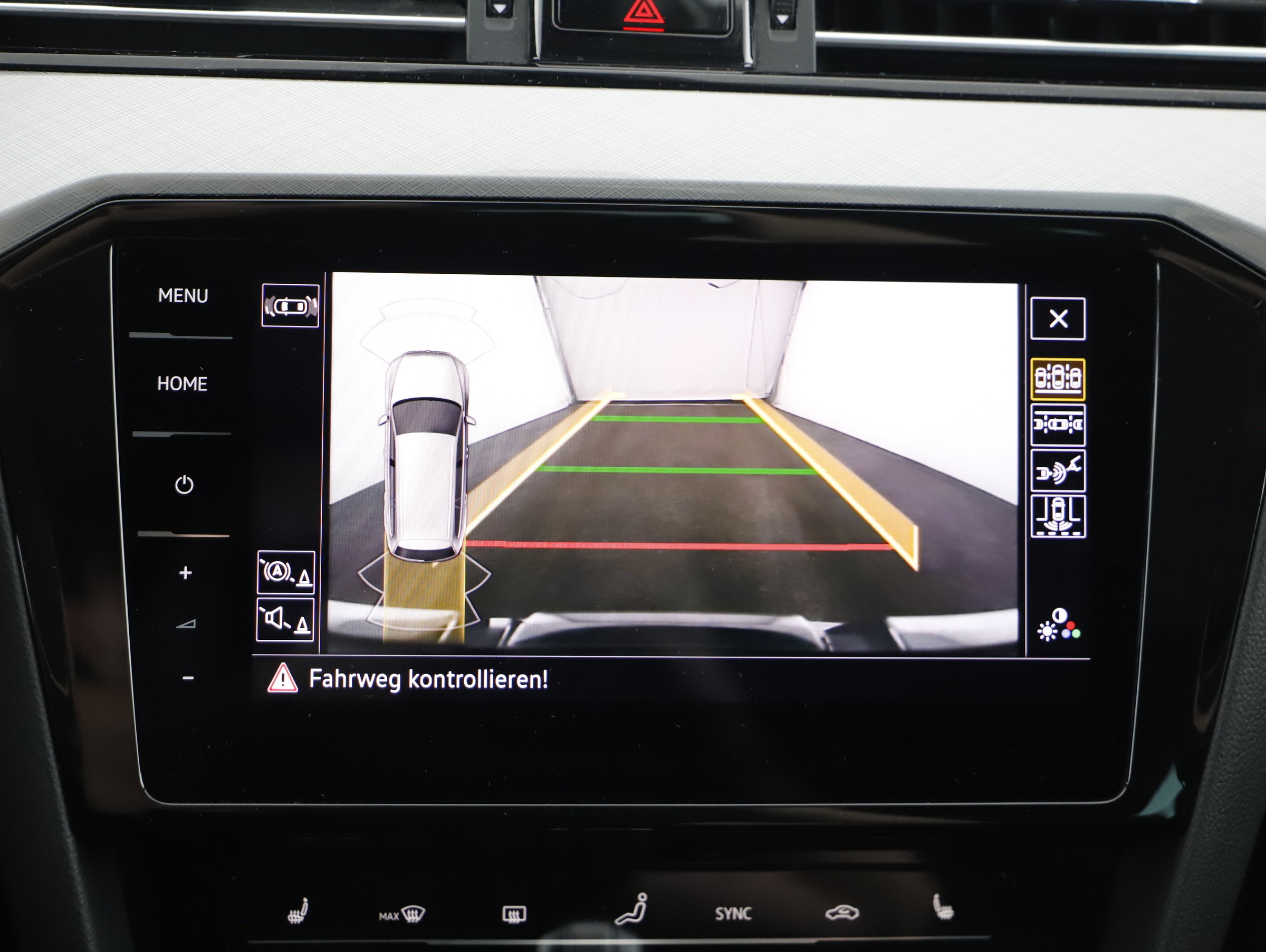 VW Passat Variant 1.4 TSI GTE | Bild 10 von 22