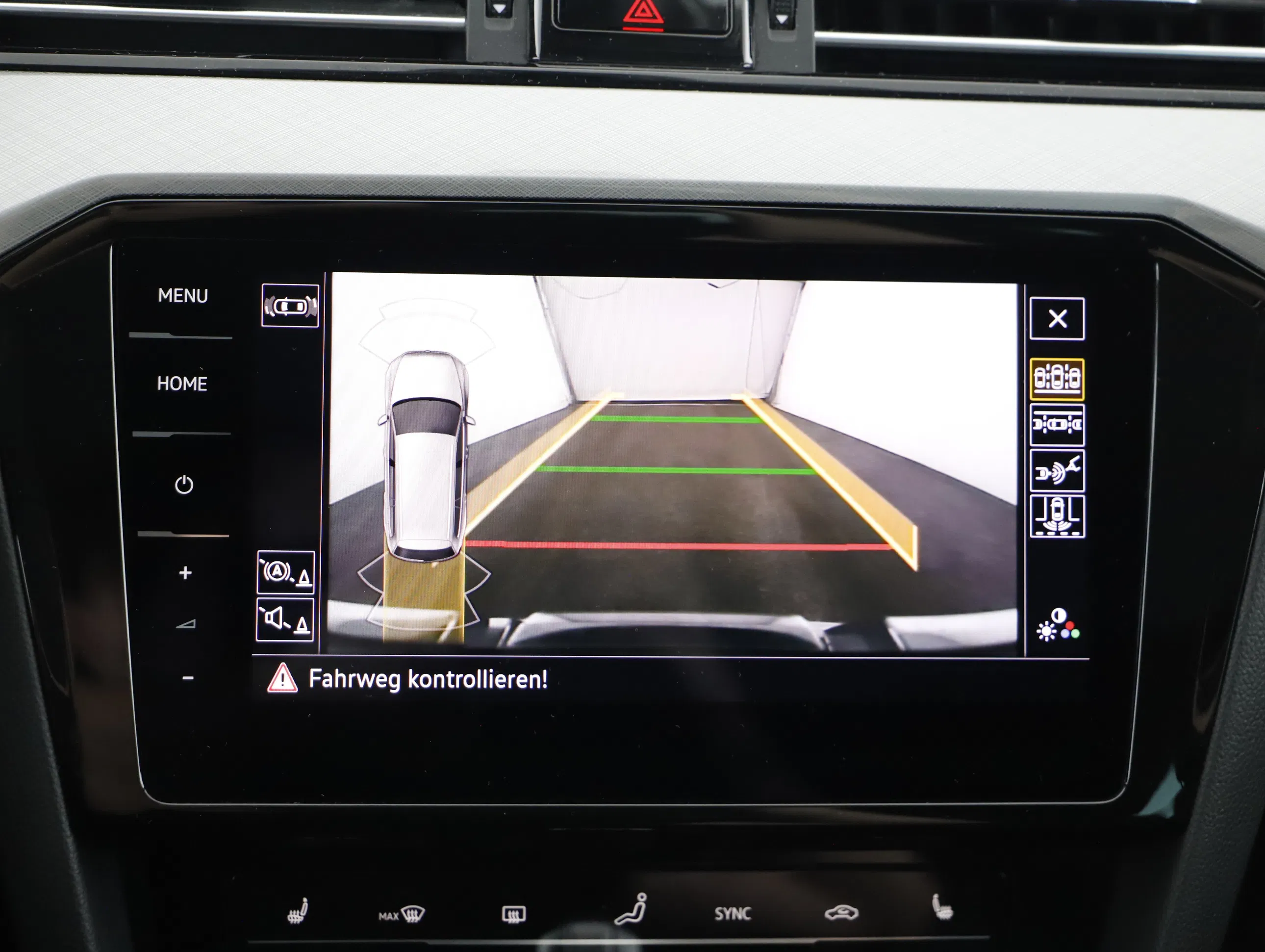 VW Passat Variant 1.4 TSI GTE | Bild 10 von 22