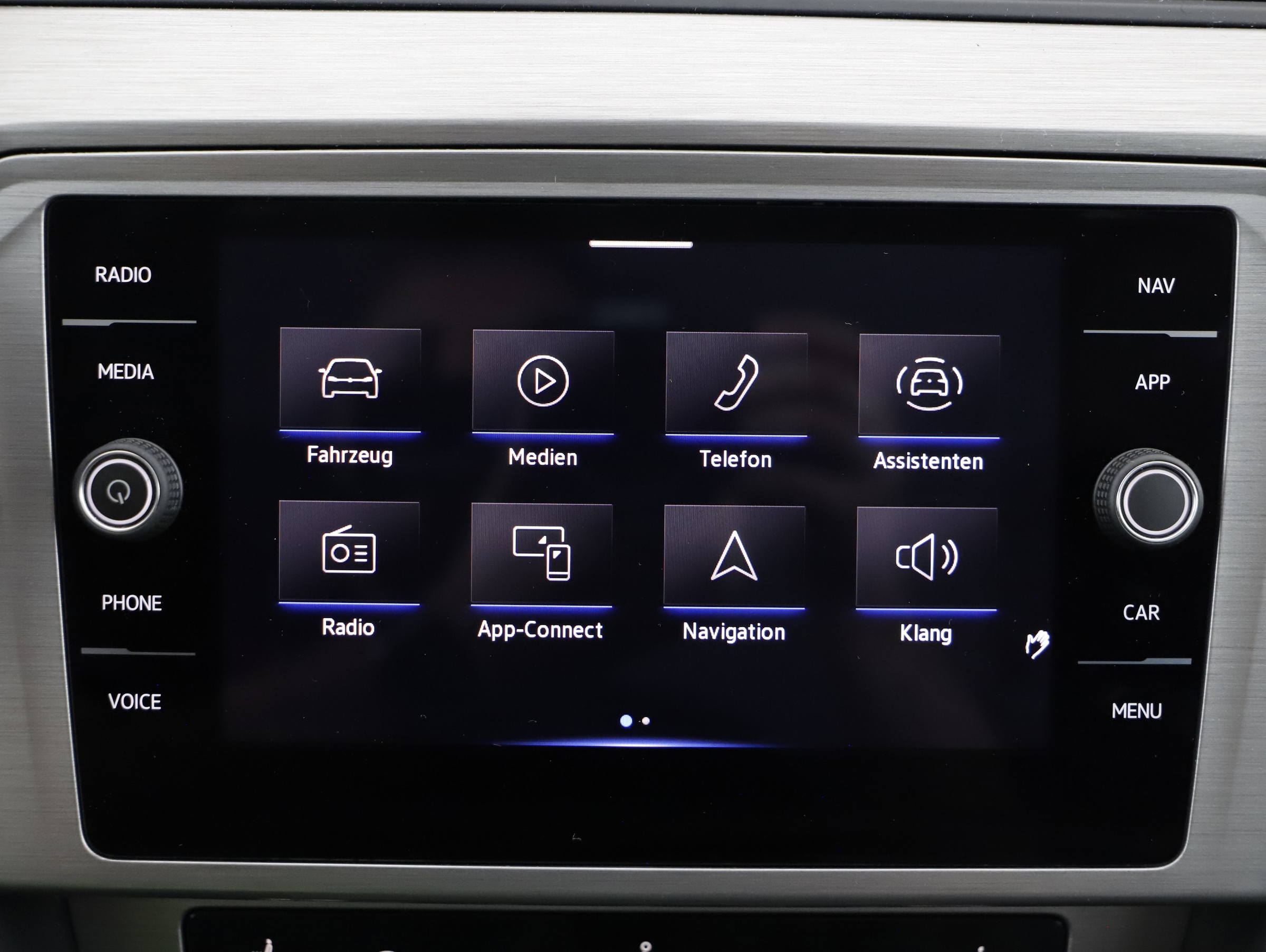 VW Passat Variant 2.0 TDI BMT | Bild 12 von 31