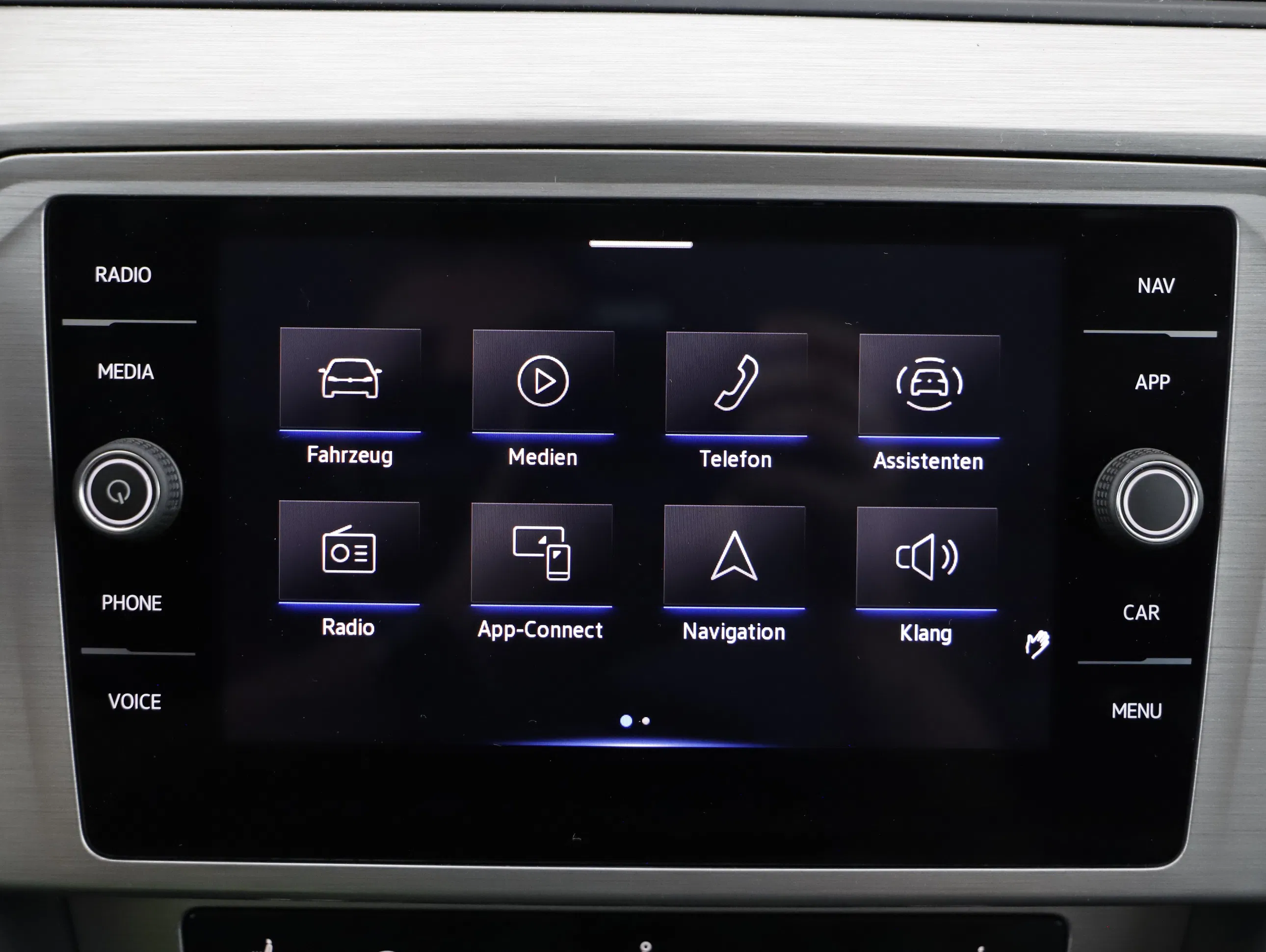 VW Passat Variant 2.0 TDI BMT | Bild 12 von 31