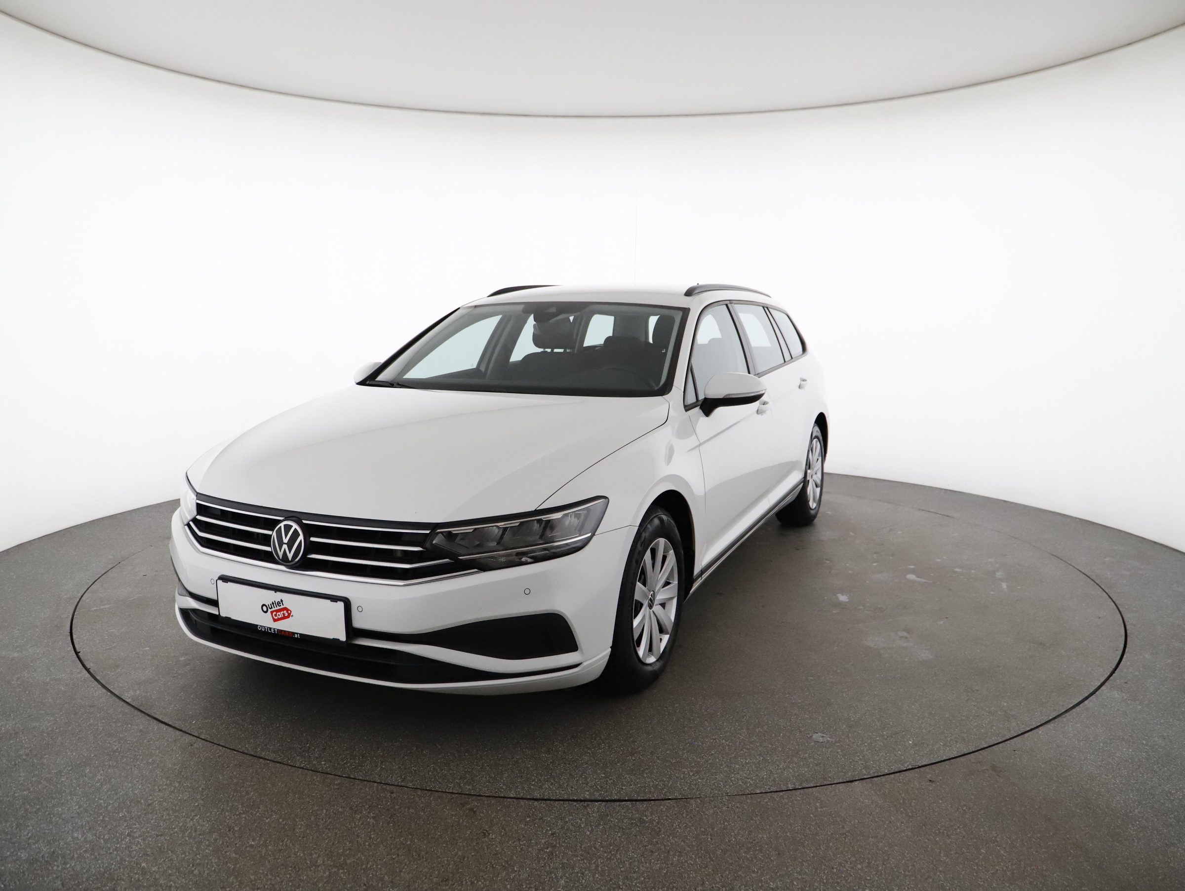 VW Passat Variant 2.0 TDI BMT | Bild 24 von 31