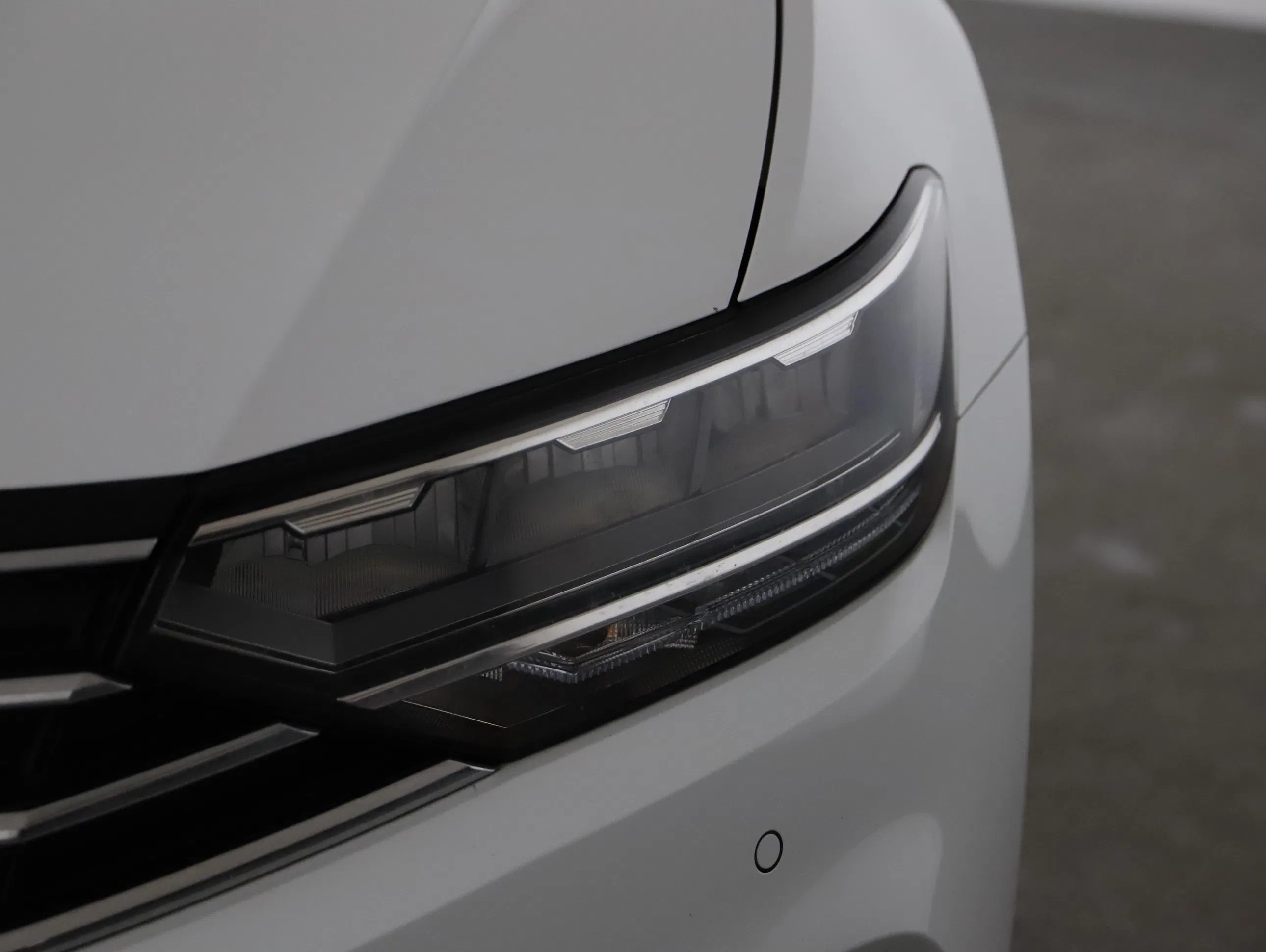 VW Passat Variant 2.0 TDI BMT | Bild 25 von 31