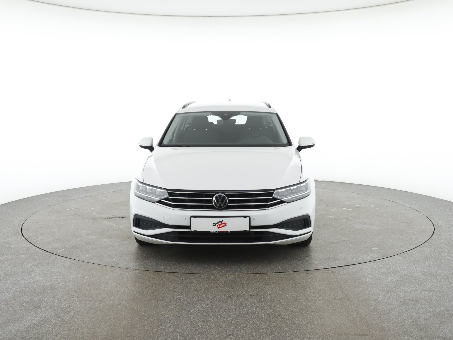 VW Passat Variant 2.0 TDI BMT | Bild 27 von 31