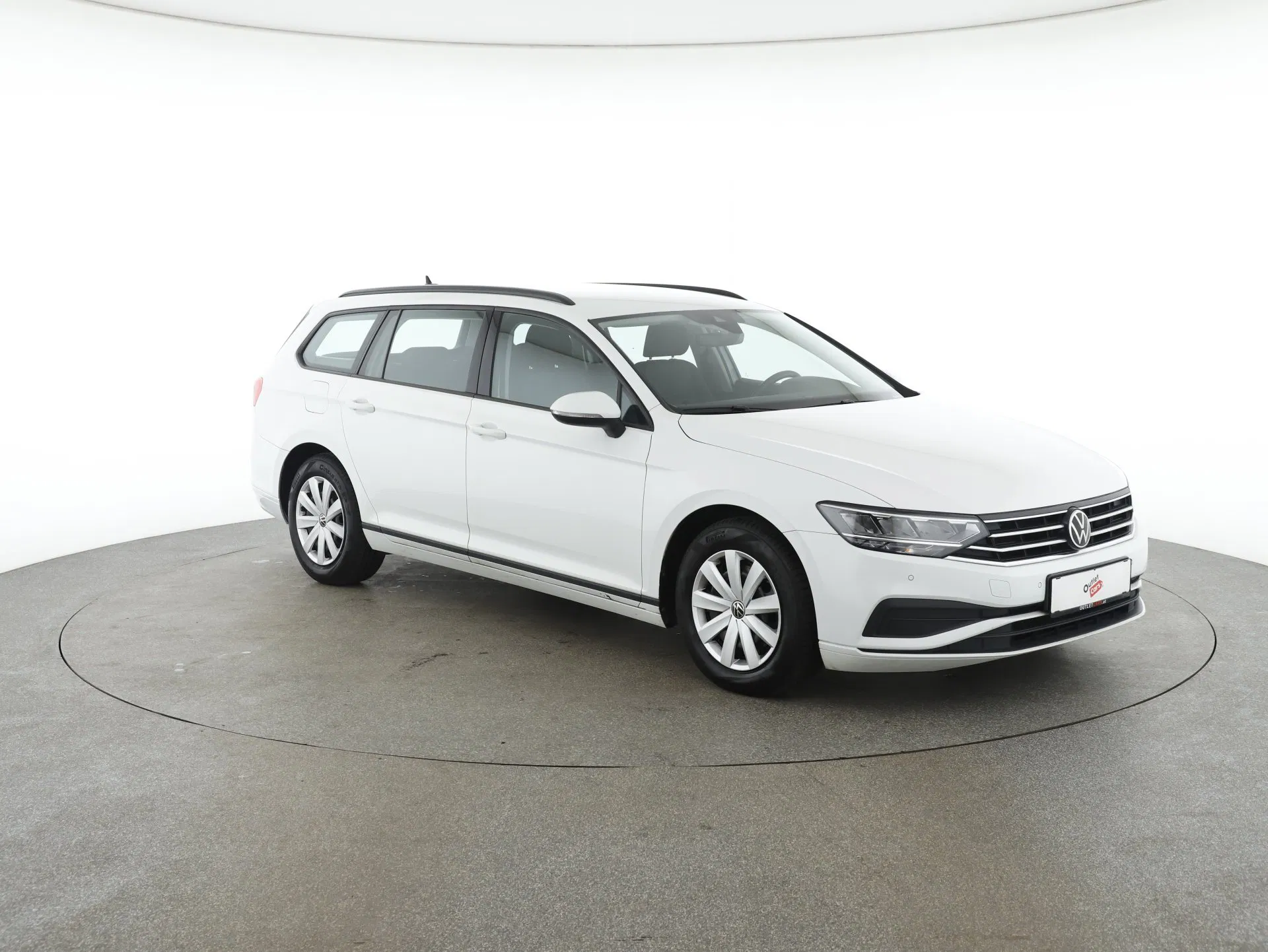 VW Passat Variant 2.0 TDI BMT | Bild 28 von 31