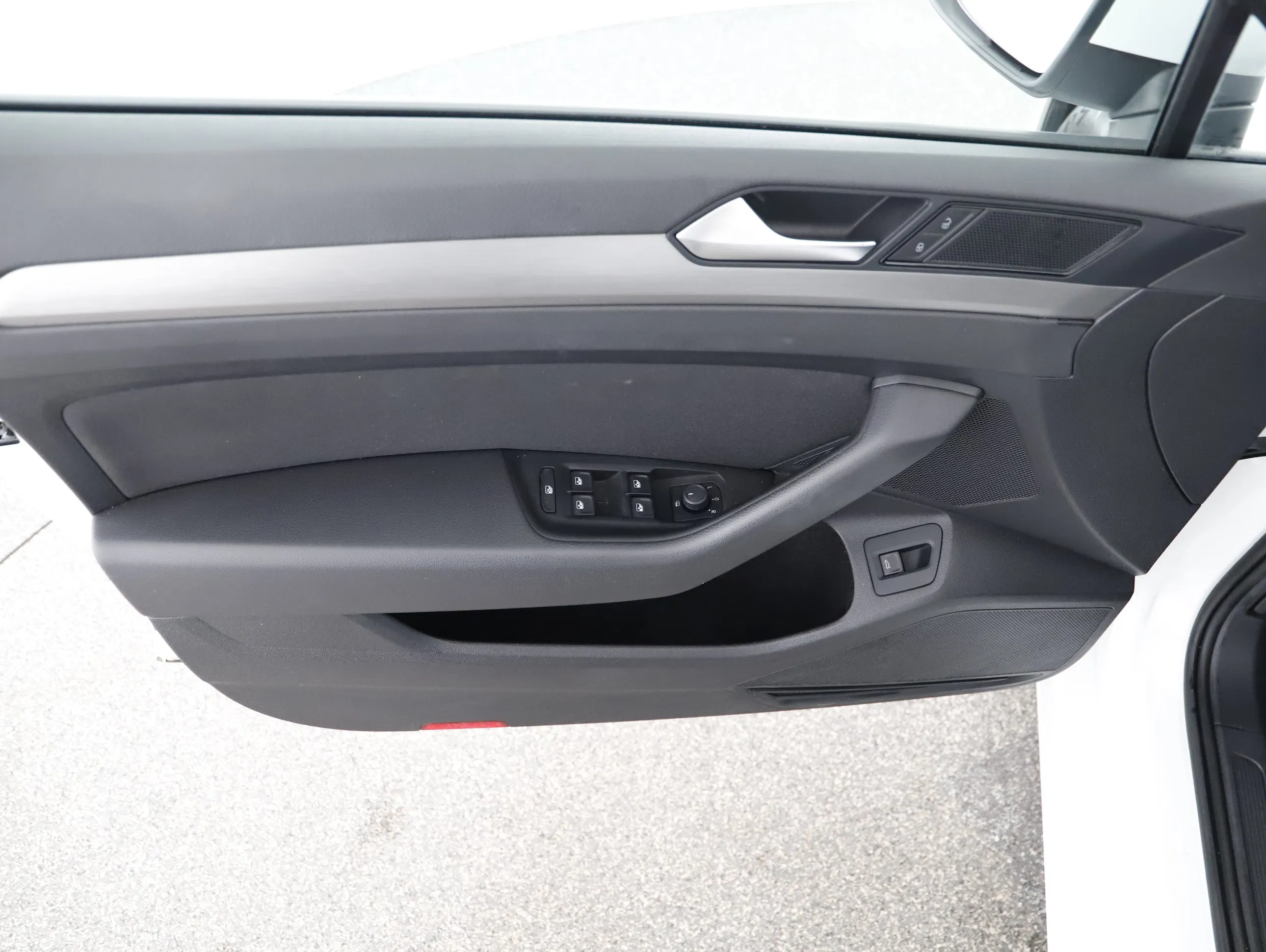 VW Passat Variant 2.0 TDI BMT | Bild 4 von 31