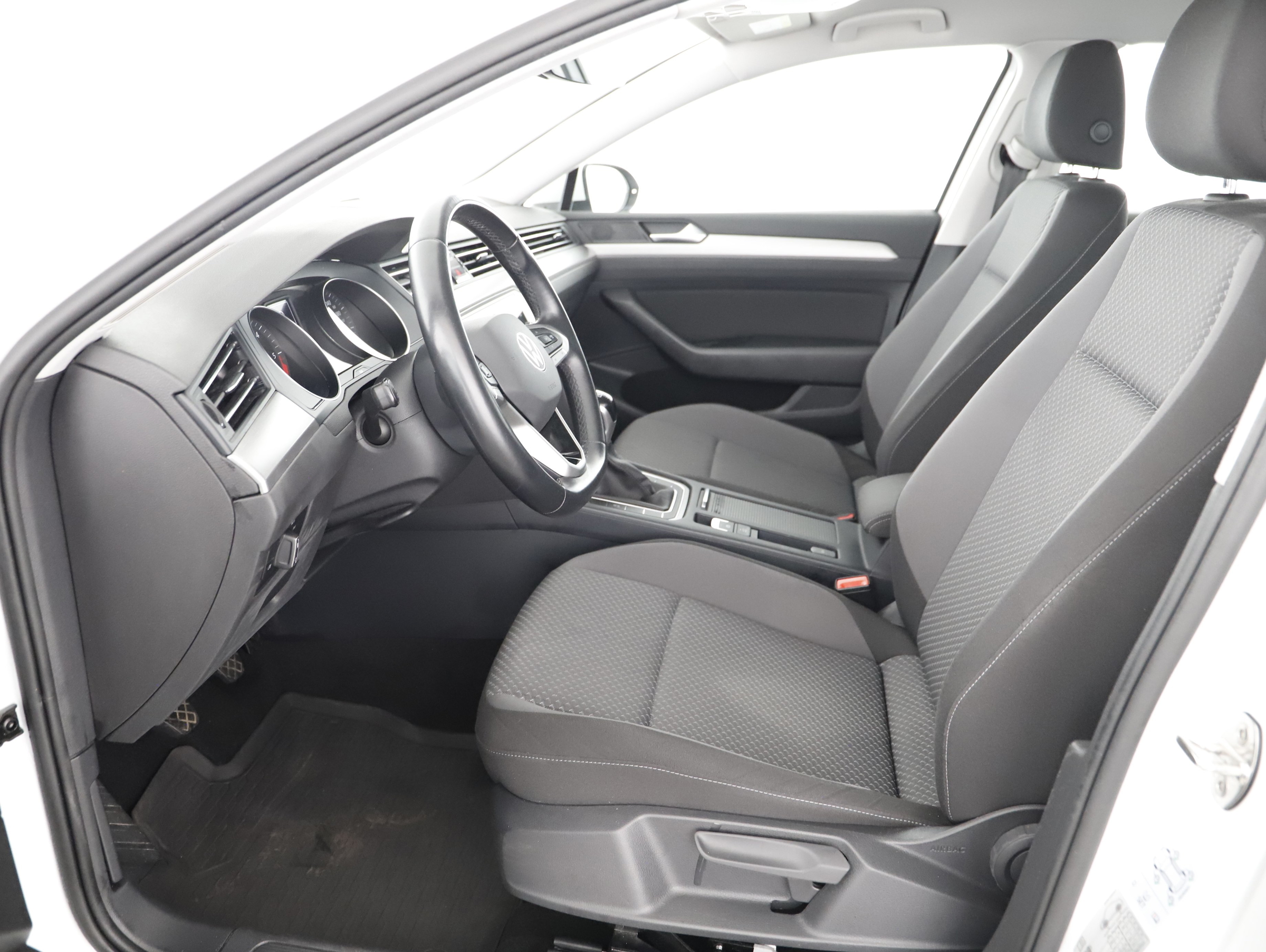 VW Passat Variant 2.0 TDI BMT | Bild 5 von 31