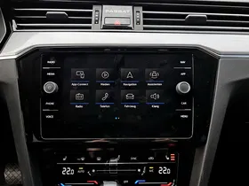 VW Passat 2.0 TDI Business DSG | Thumbnail 9 von 19
