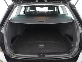 VW Passat Var. 2.0 TDI Eleg DSG | Thumbnail 18 von 22