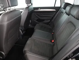VW Passat Var. 2.0 TDI Eleg DSG | Thumbnail 17 von 22
