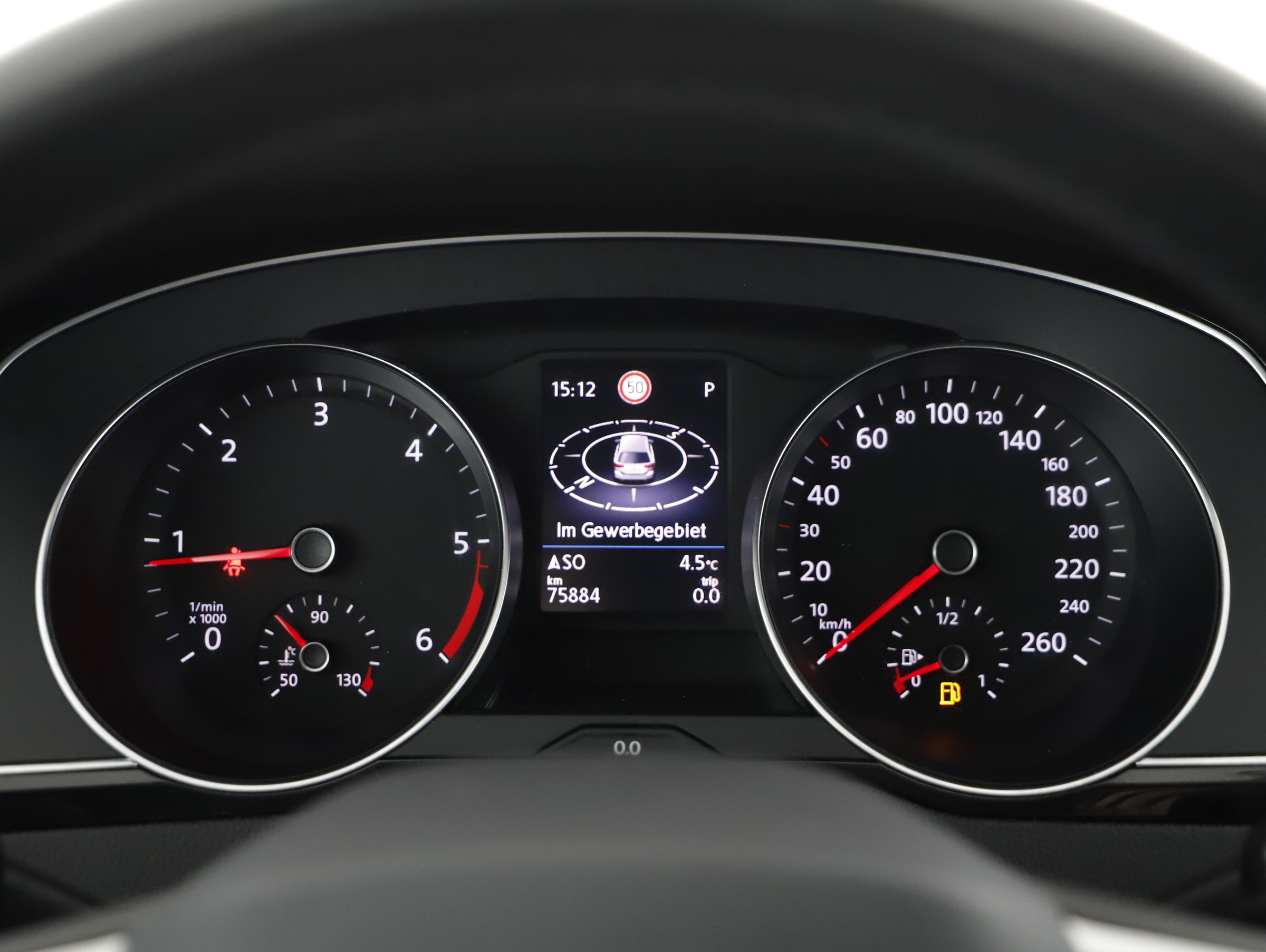 VW Passat Var. 2.0 TDI Eleg DSG | Bild 9 von 22