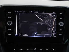 VW Passat Var. 2.0 TDI Eleg DSG | Thumbnail 15 von 22