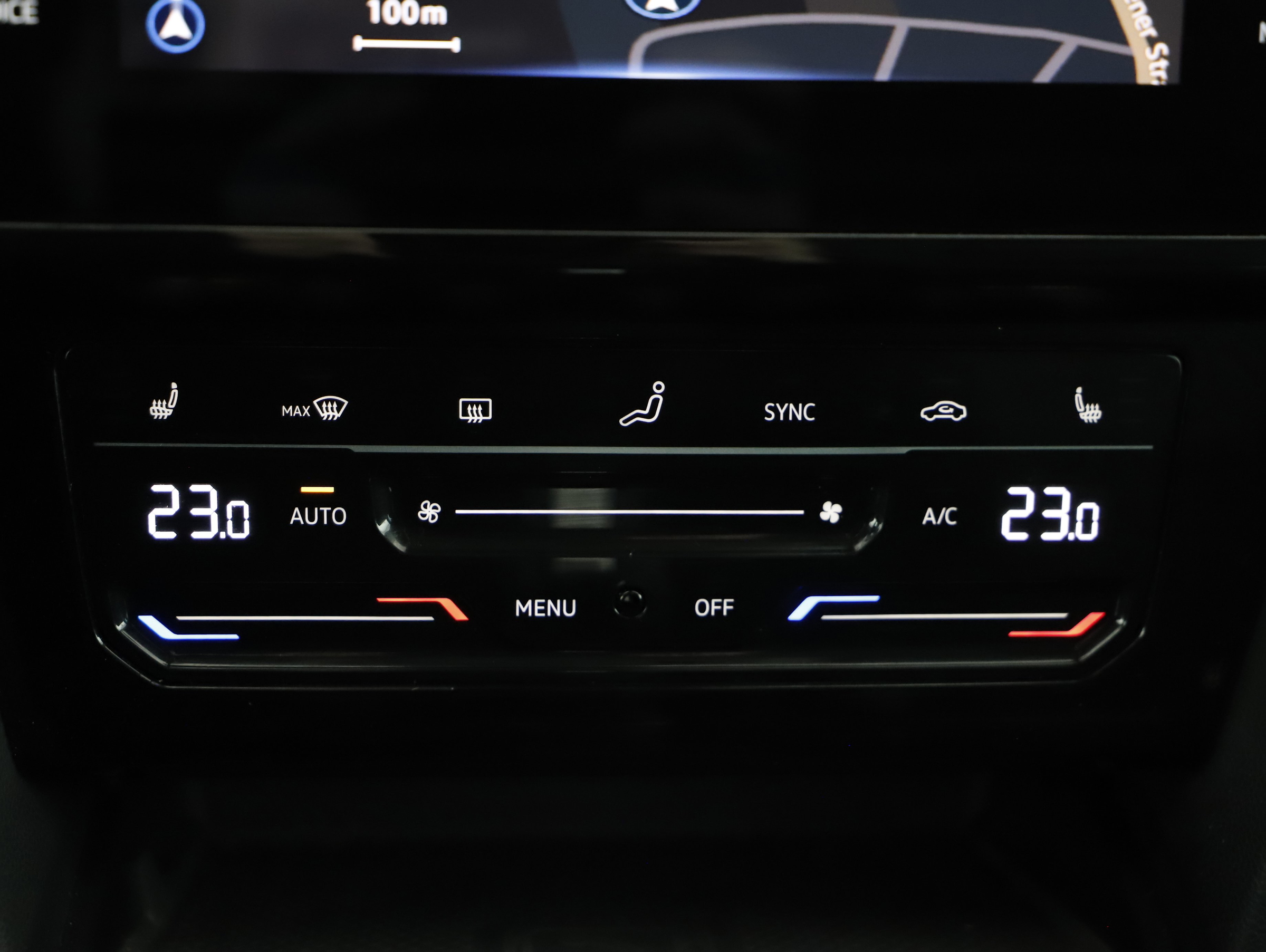VW Passat Var. 2.0 TDI Eleg DSG | Bild 16 von 22