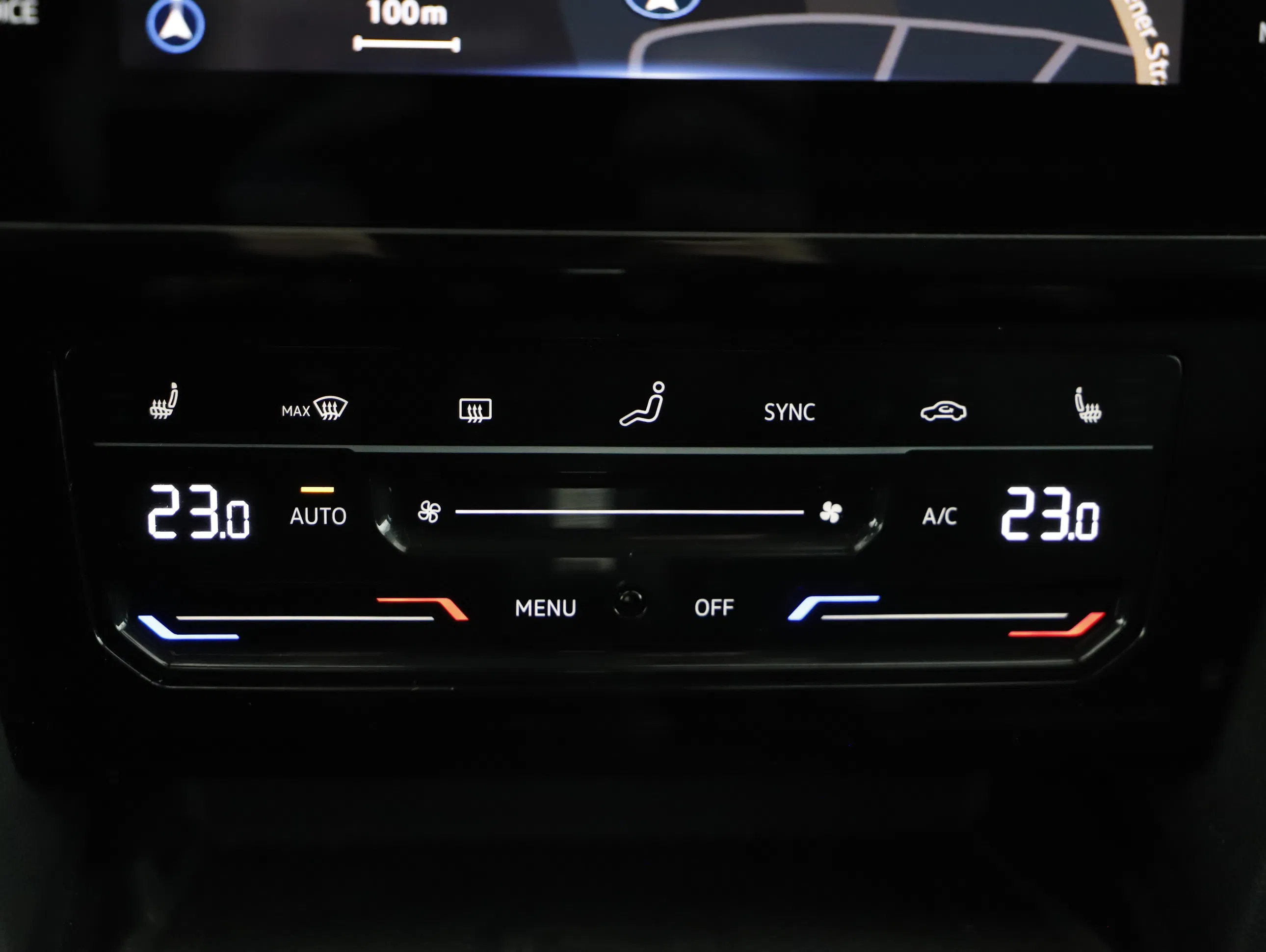 VW Passat Var. 2.0 TDI Eleg DSG | Bild 16 von 22