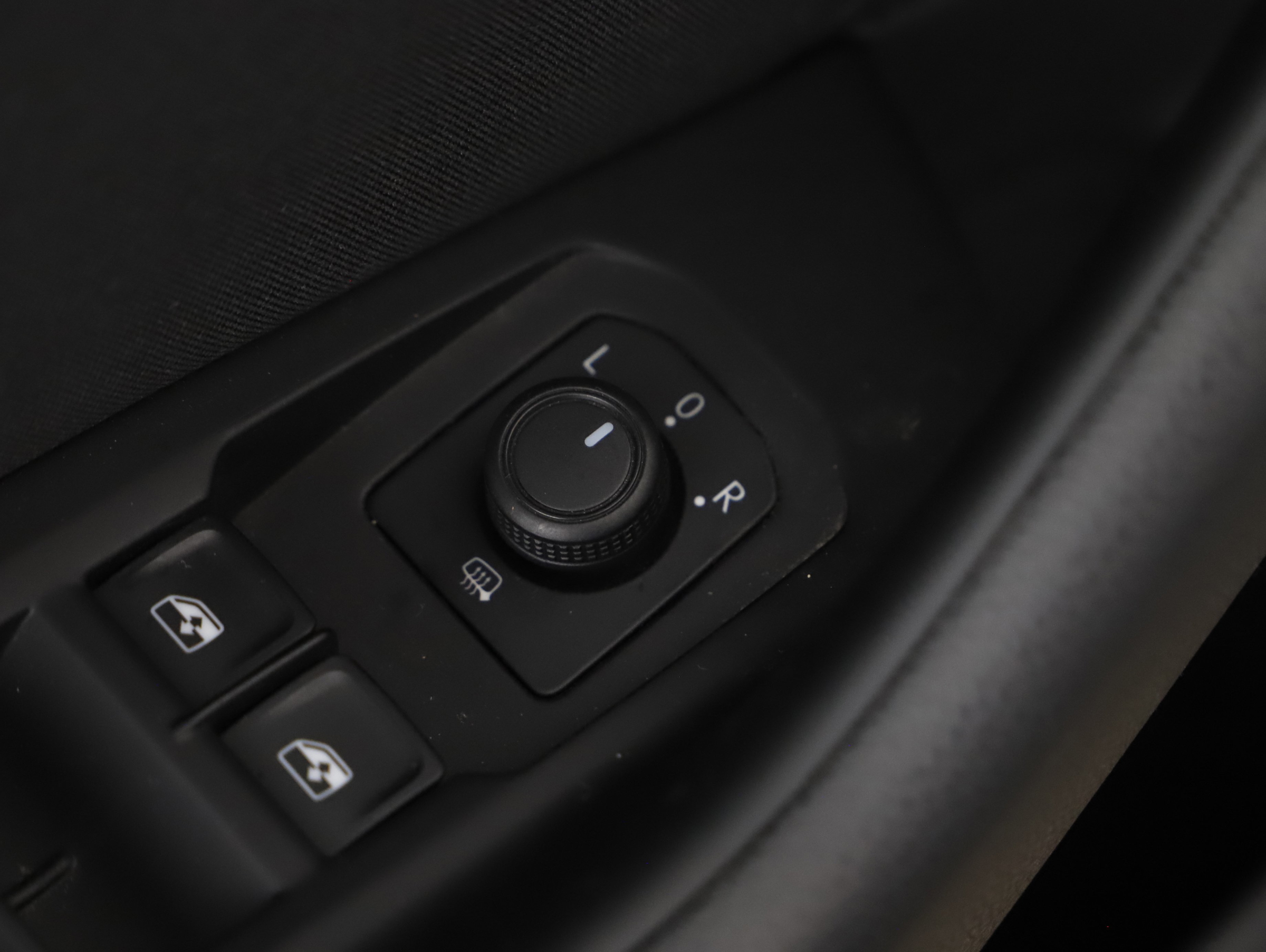 VW Passat Variant 2.0 TDI BMT | Bild 12 von 31