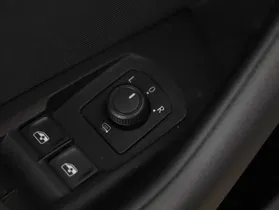 VW Passat Variant 2.0 TDI BMT | Thumbnail 12 von 31