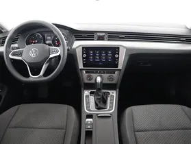 VW Passat Variant 2.0 TDI BMT | Thumbnail 15 von 31