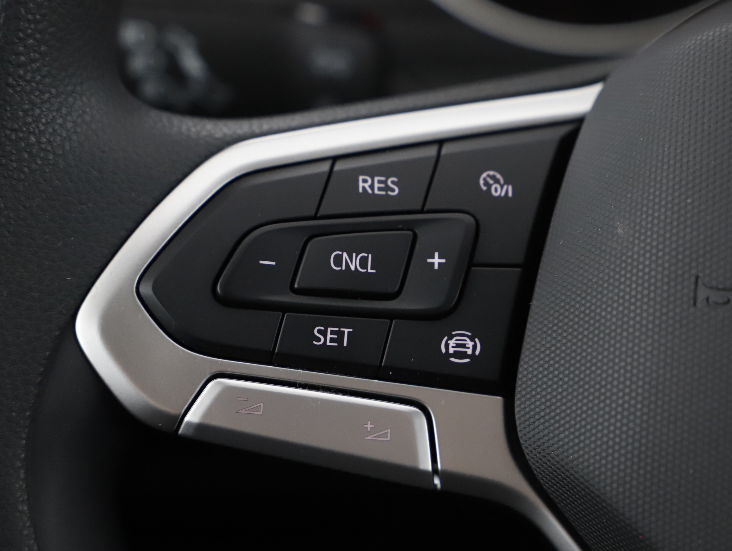 VW Passat Variant 2.0 TDI BMT | Bild 18 von 31