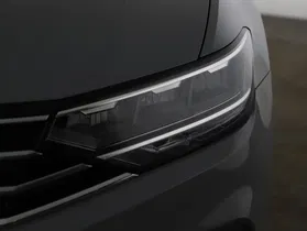 VW Passat Variant 2.0 TDI BMT | Thumbnail 29 von 31