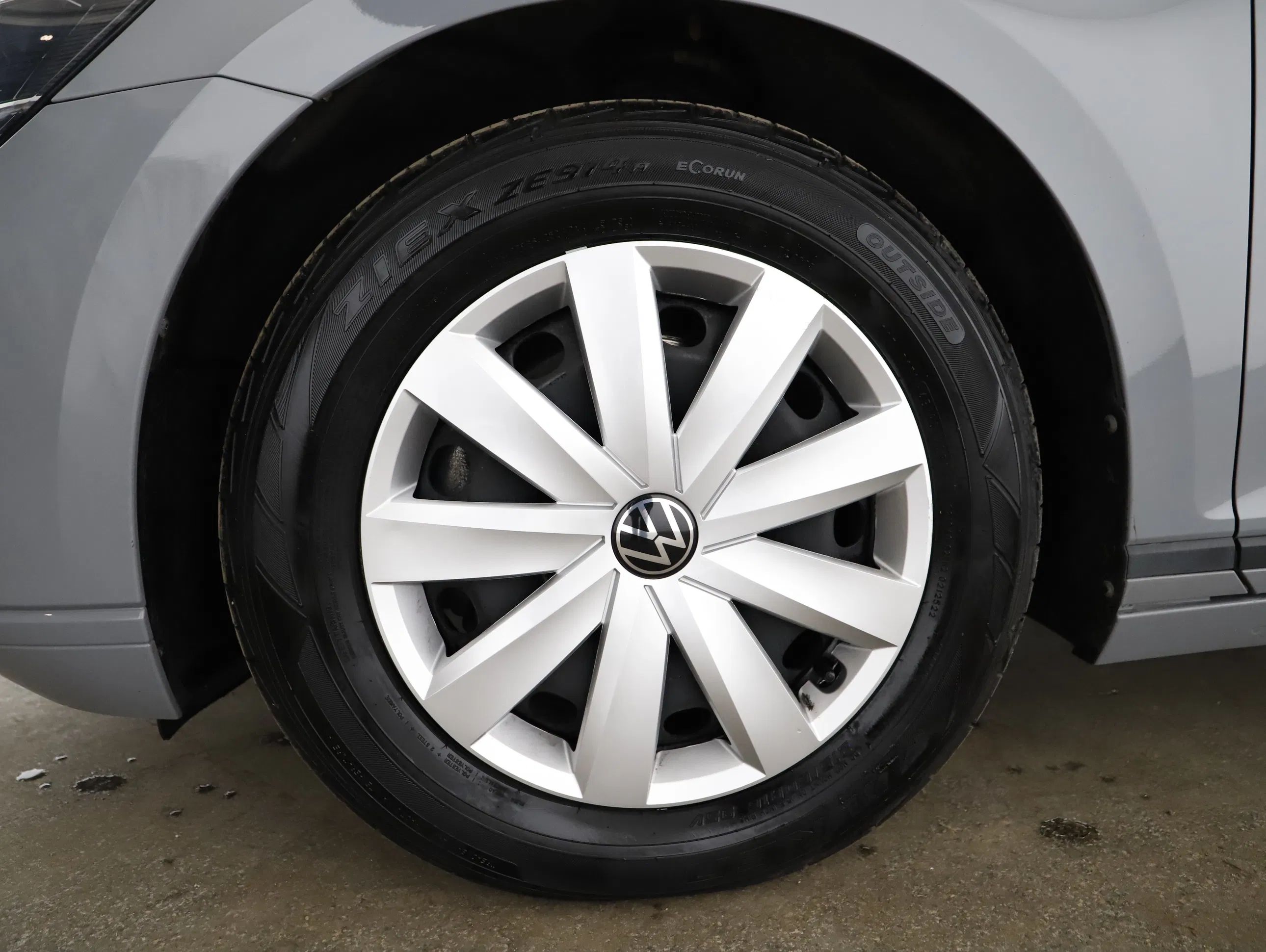 VW Passat Variant 2.0 TDI BMT | Bild 10 von 31