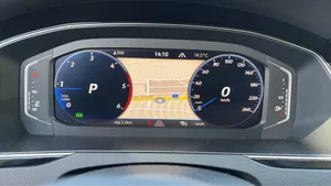 VW Passat Variant 2.0 TDI 4Motion BMT Alltrack | Thumbnail 11 von 23