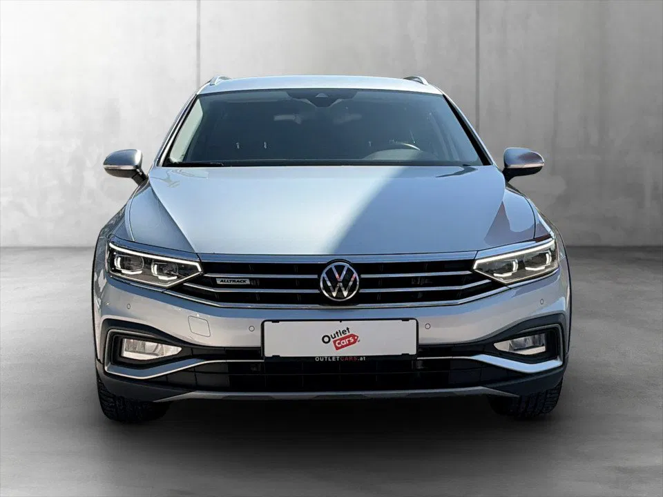 VW Passat Variant 2.0 TDI 4Motion BMT Alltrack | Bild 2 von 23