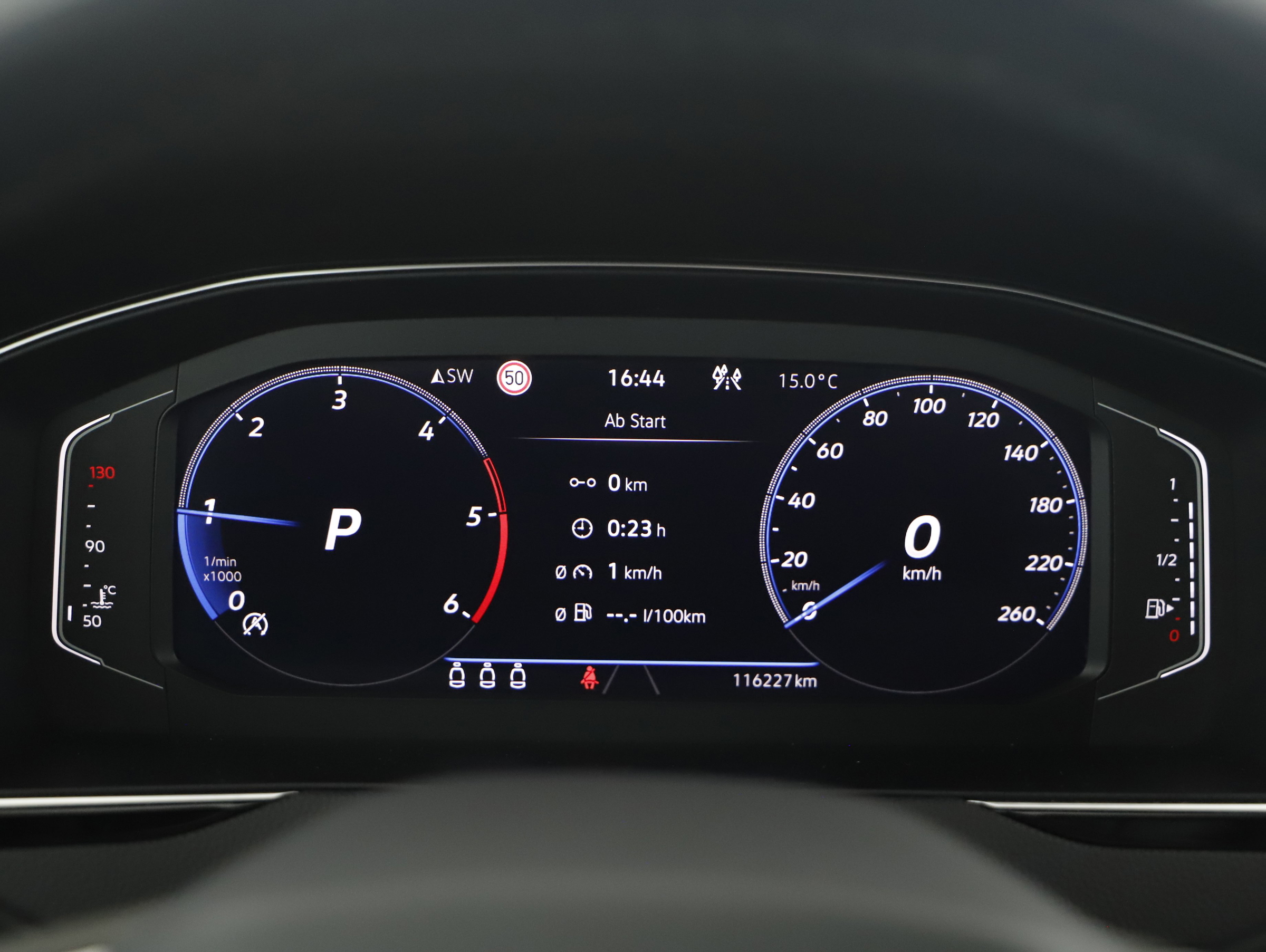 VW Passat Variant 2.0 TDI 4Motion BMT Alltrack | Bild 6 von 7