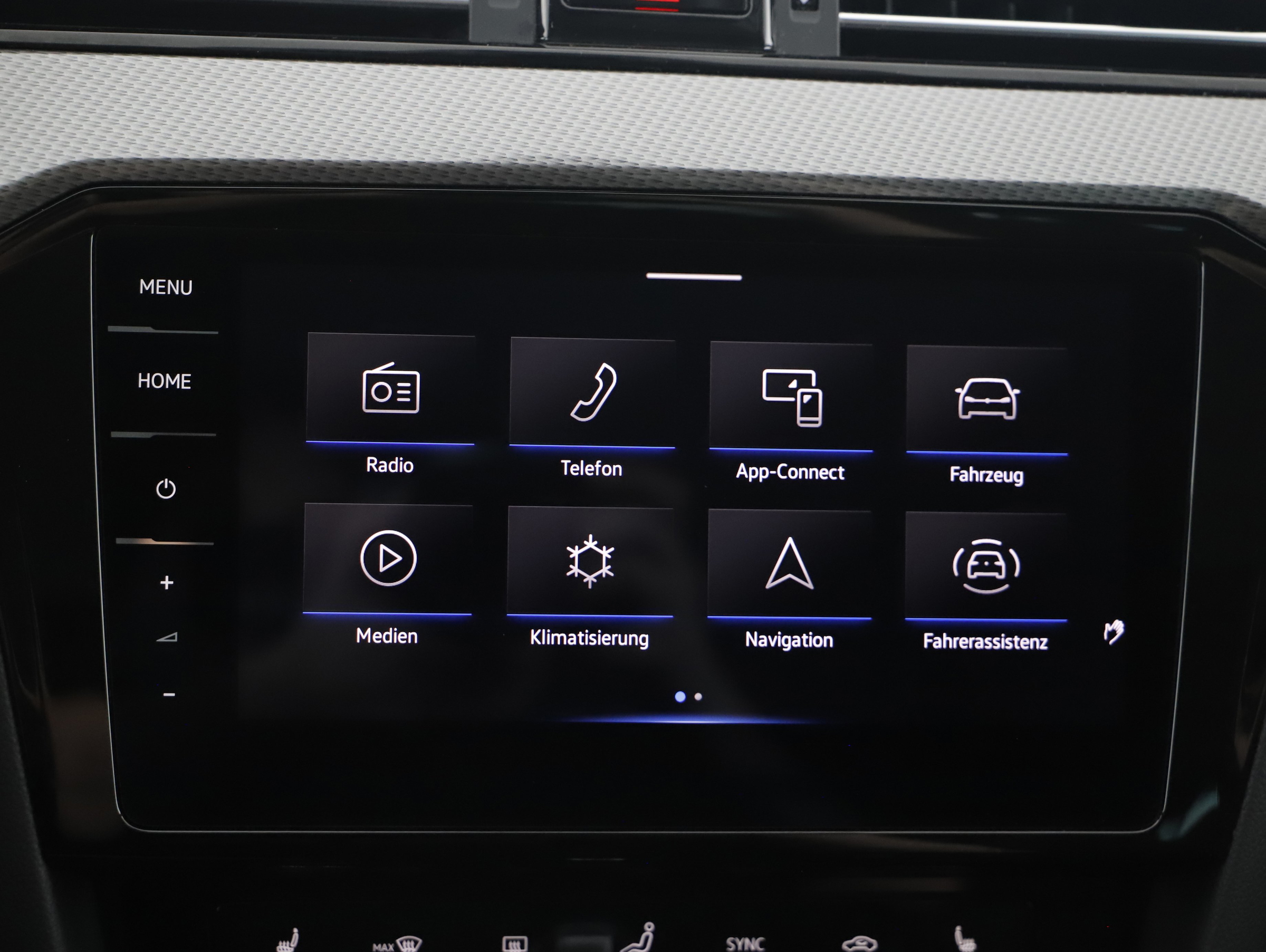 VW Passat Variant 2.0 TDI 4Motion BMT Alltrack | Bild 7 von 7