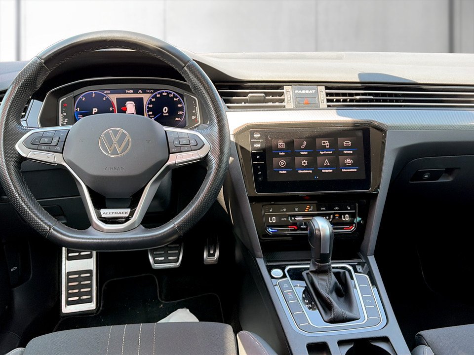 VW Passat Variant 2.0 TDI 4Motion BMT Alltrack | Bild 9 von 23