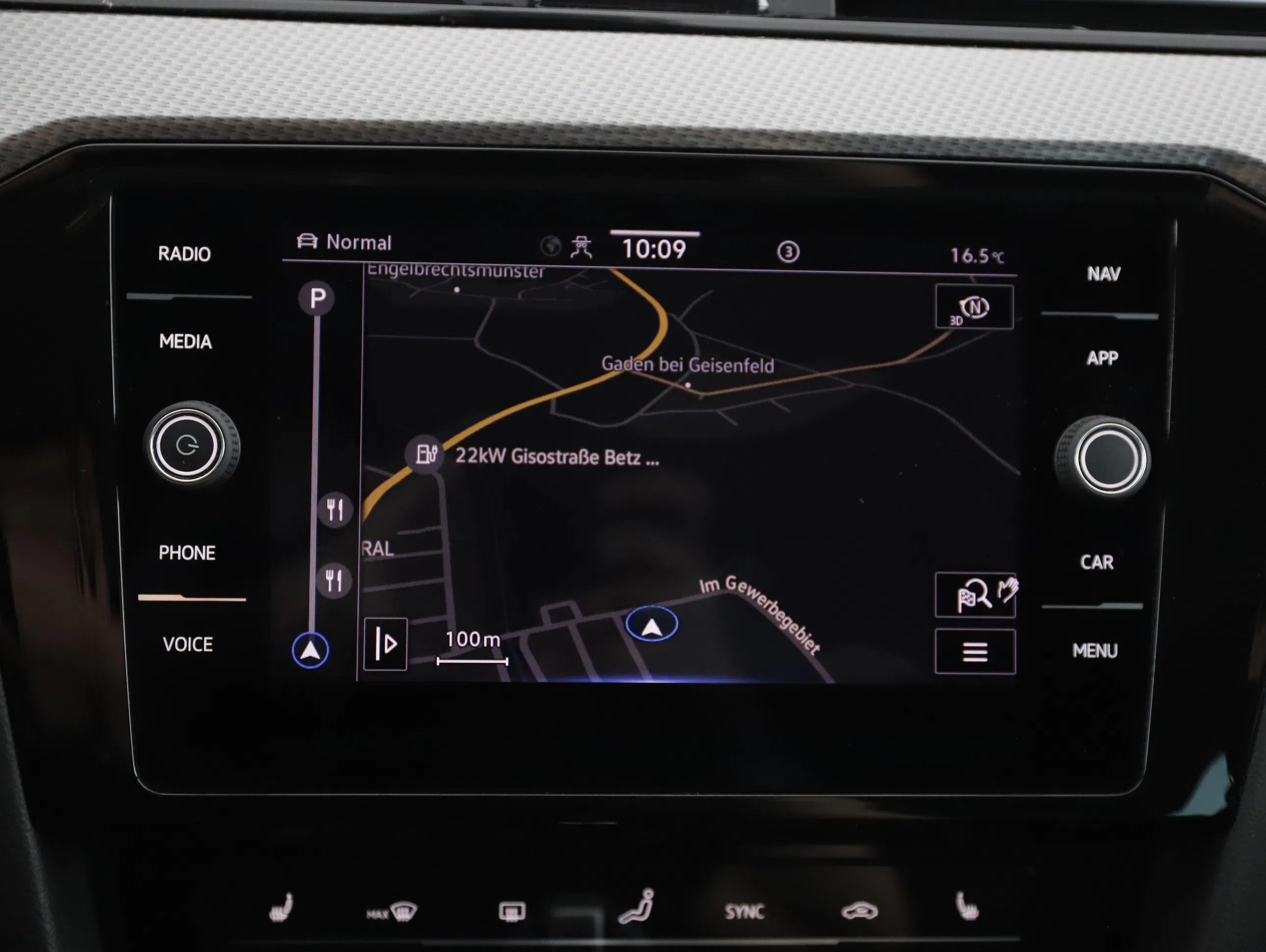 VW Passat Variant 2.0 TDI 4Motion BMT Alltrack | Bild 15 von 25