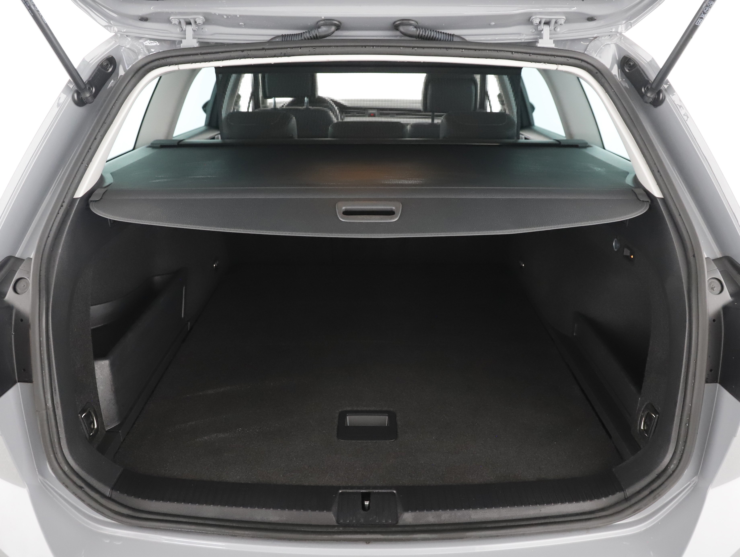 VW Passat Variant 2.0 TDI 4Motion BMT  Alltrack | Bild 20 von 25